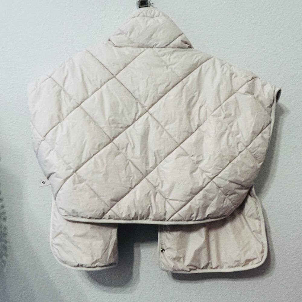 NEW Free People Chill Out Packable Puffer Poncho Scarf Jacket in Ivory One Size - Picture 5 of 12